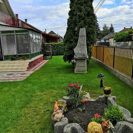 Appartamento Szanto Apartman